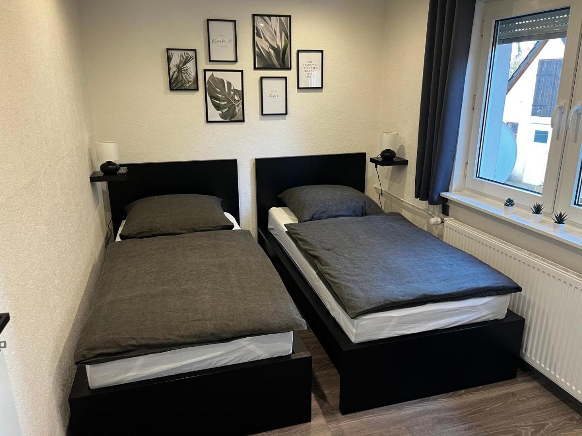 Ferienwohnung Am See Dillich - Ruhige Lage - Eigener Garten - Direkt Neben Einem Natursee Borken  Exteriör bild