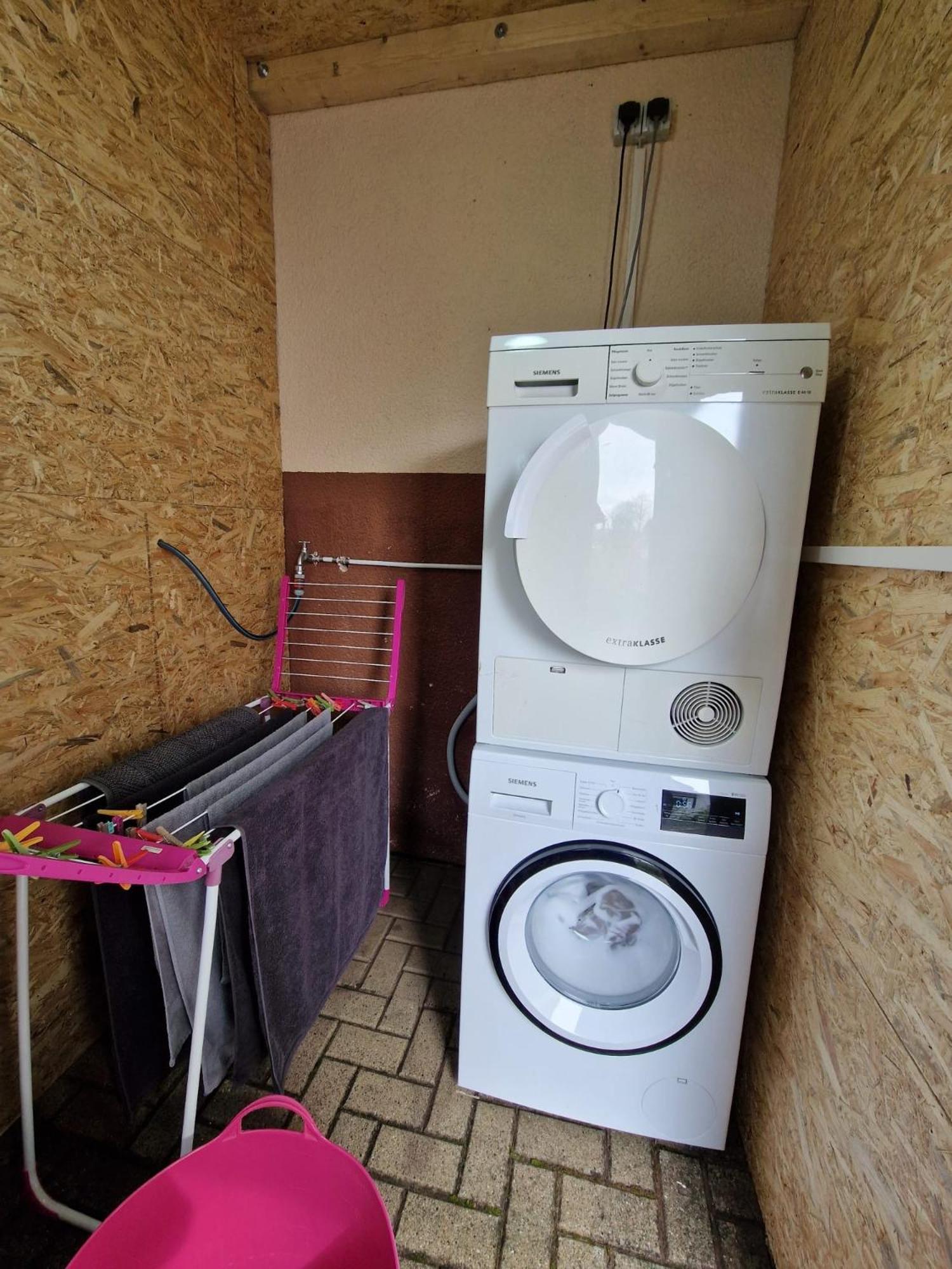 Ferienwohnung Am See Dillich - Ruhige Lage - Eigener Garten - Direkt Neben Einem Natursee Borken  Exteriör bild